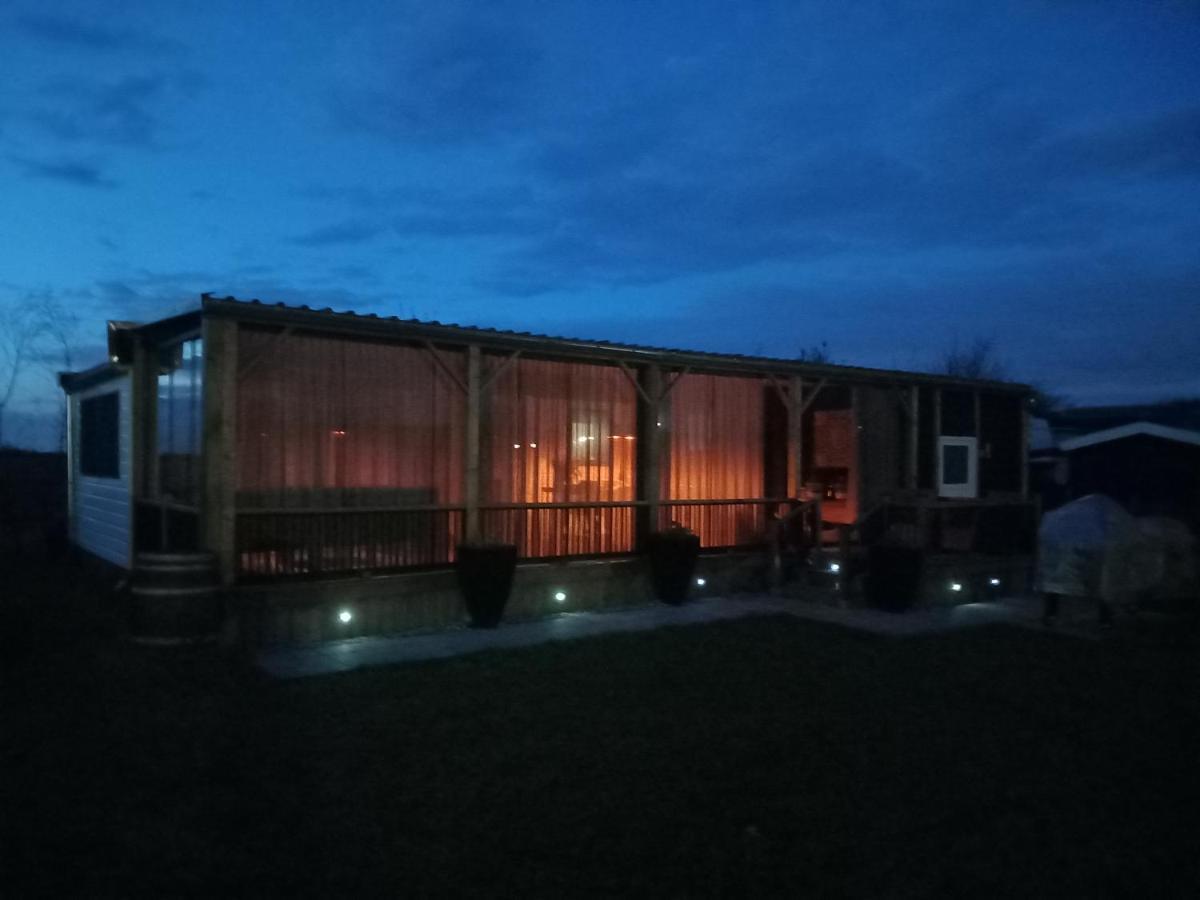 Glamping Aan De Thoolse Kust Hotel Poortvliet Екстериор снимка
